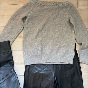 Banana republic sweater